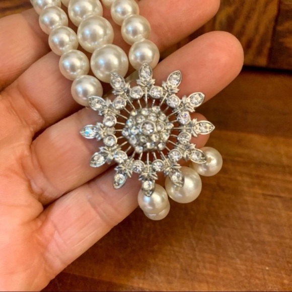 Studio S New With Tags Starburst with Glass Pearls Stretch Bracelet - Picture 3 of 4